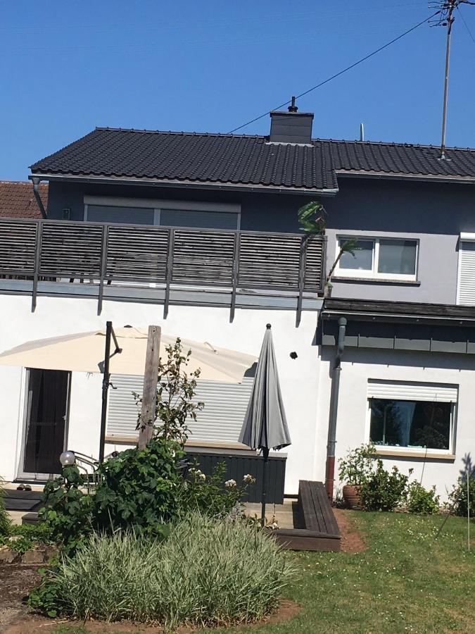 Tor Zum Pfaelzerwald Apartamento Pirmasens Exterior foto